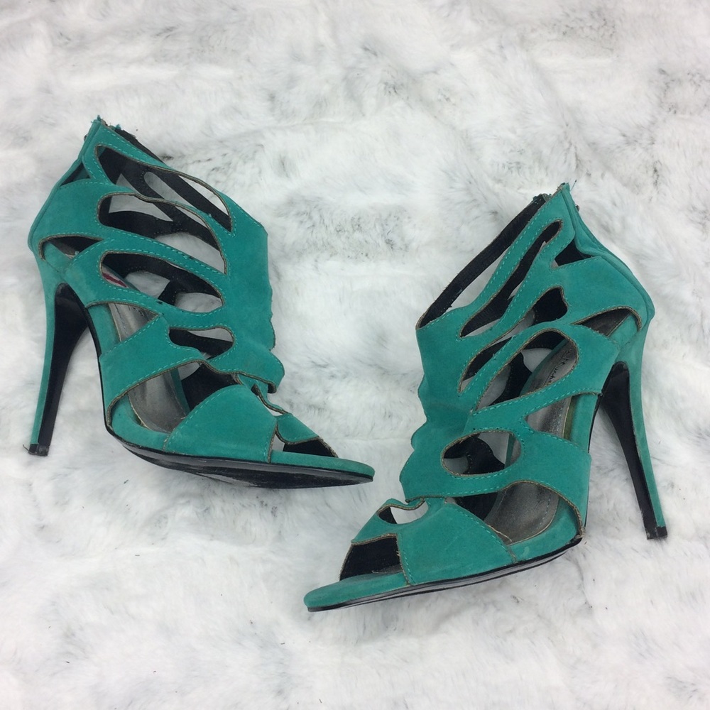 Anne Michelle Heels